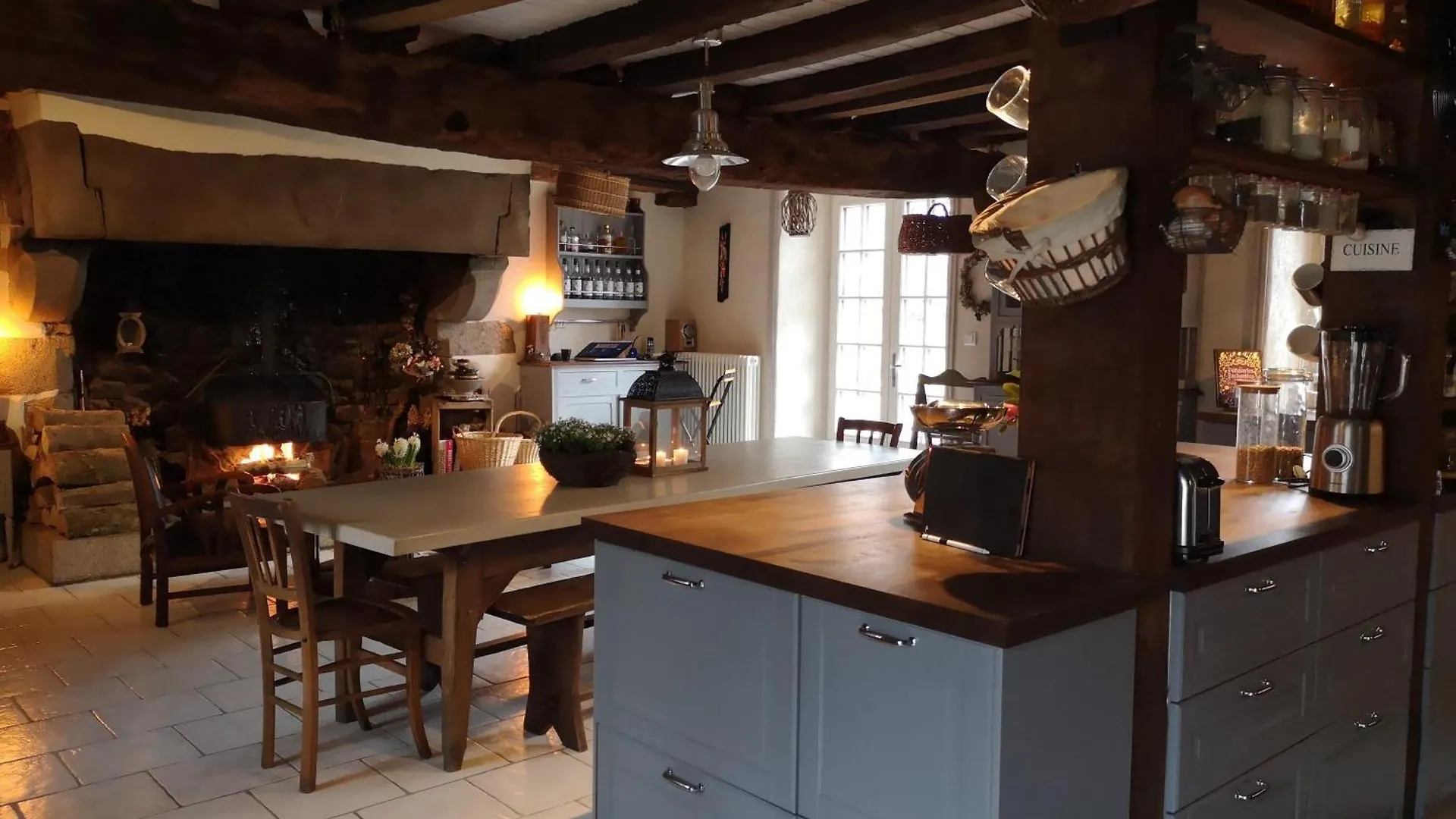 Manoir De L'Alleu La Chapelle-Chaussee France